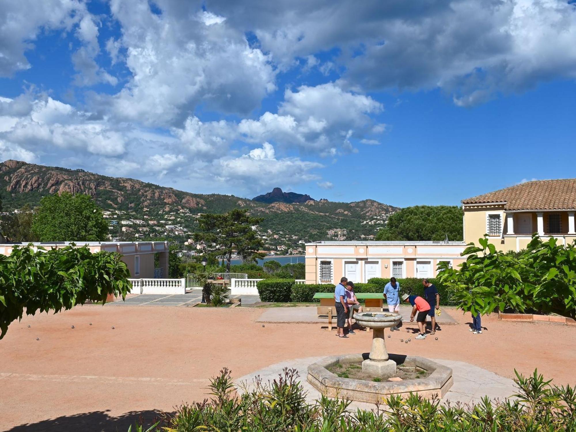 Apartment Village Cap Esterel - Les Bastides-6 By Interhome Saint-Raphael  Exterior photo